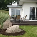 Fischerhus Mit Boot,sauna Und Kamin Je Seite Bad Kleinen