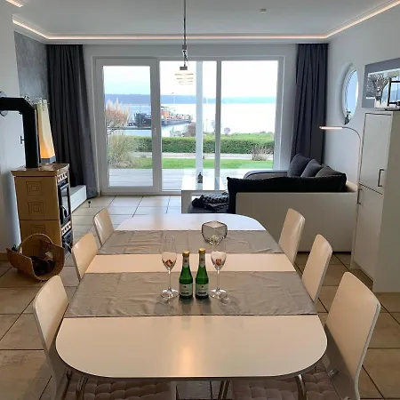 Fischerhus Mit Boot,sauna Und Kamin Je Seite