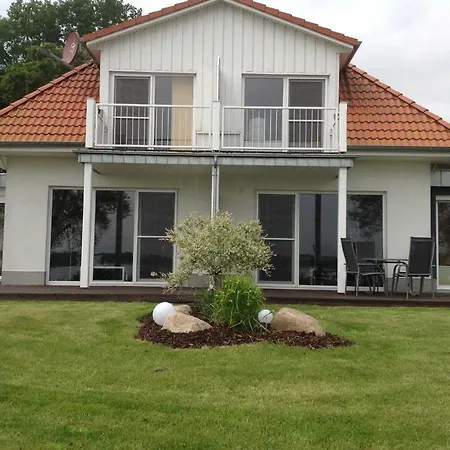 Fischerhus Mit Boot,sauna Und Kamin Je Seite Bad Kleinen