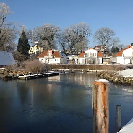 Fischerhus Mit Boot,sauna Und Kamin Je Seite